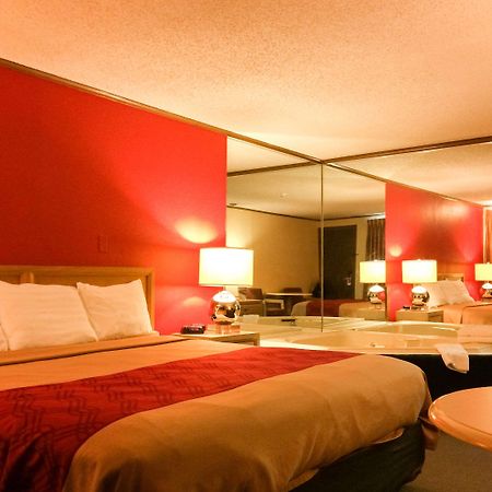 Econo Lodge Norwalk Dış mekan fotoğraf
