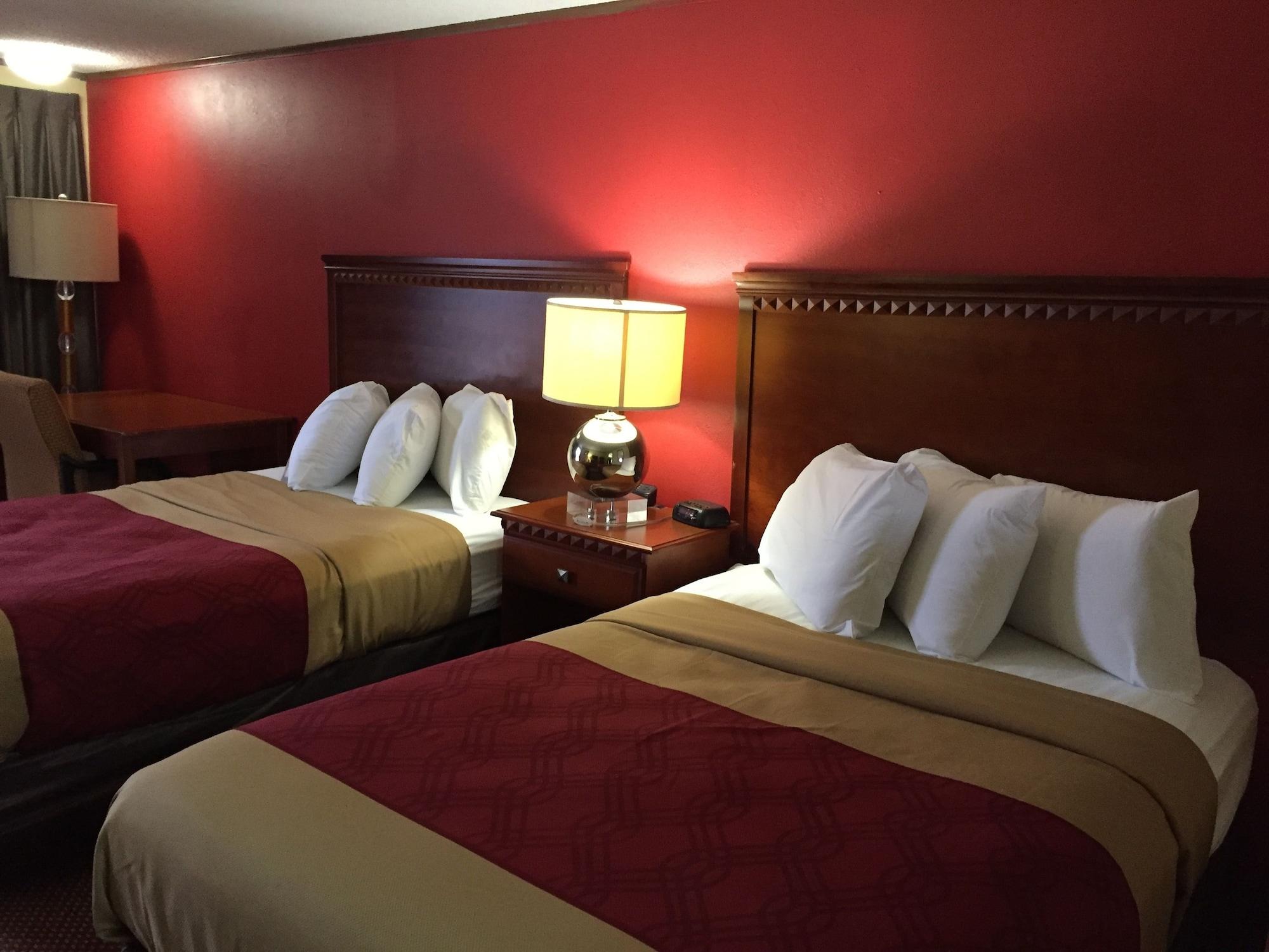 Econo Lodge Norwalk Dış mekan fotoğraf