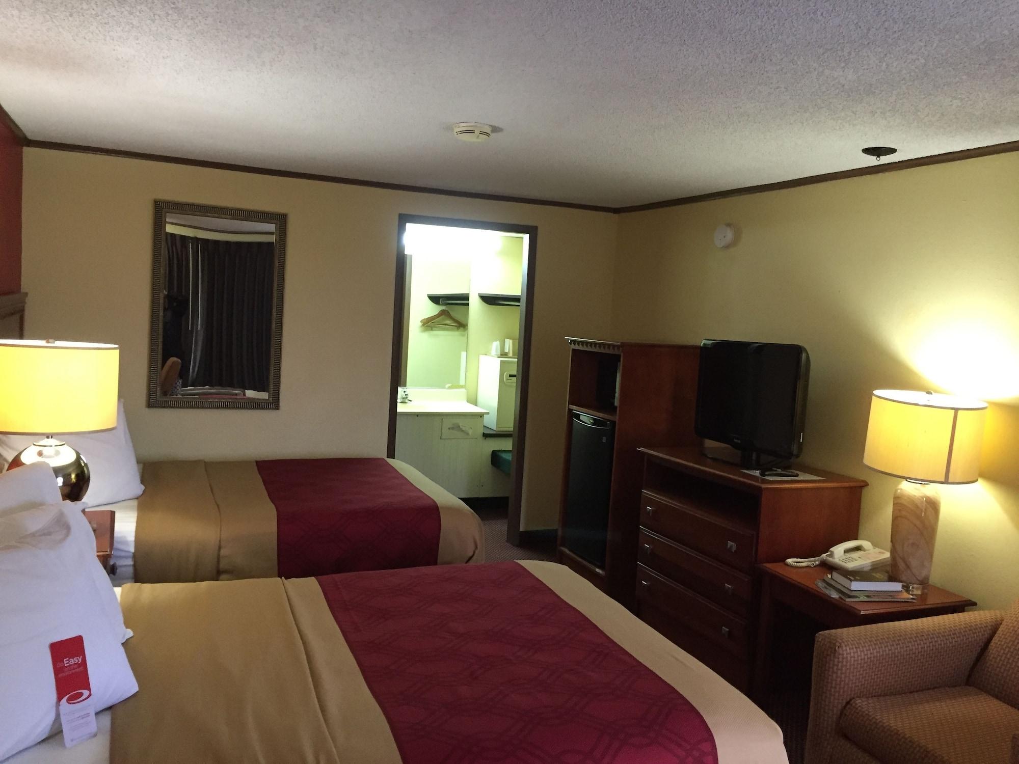 Econo Lodge Norwalk Dış mekan fotoğraf