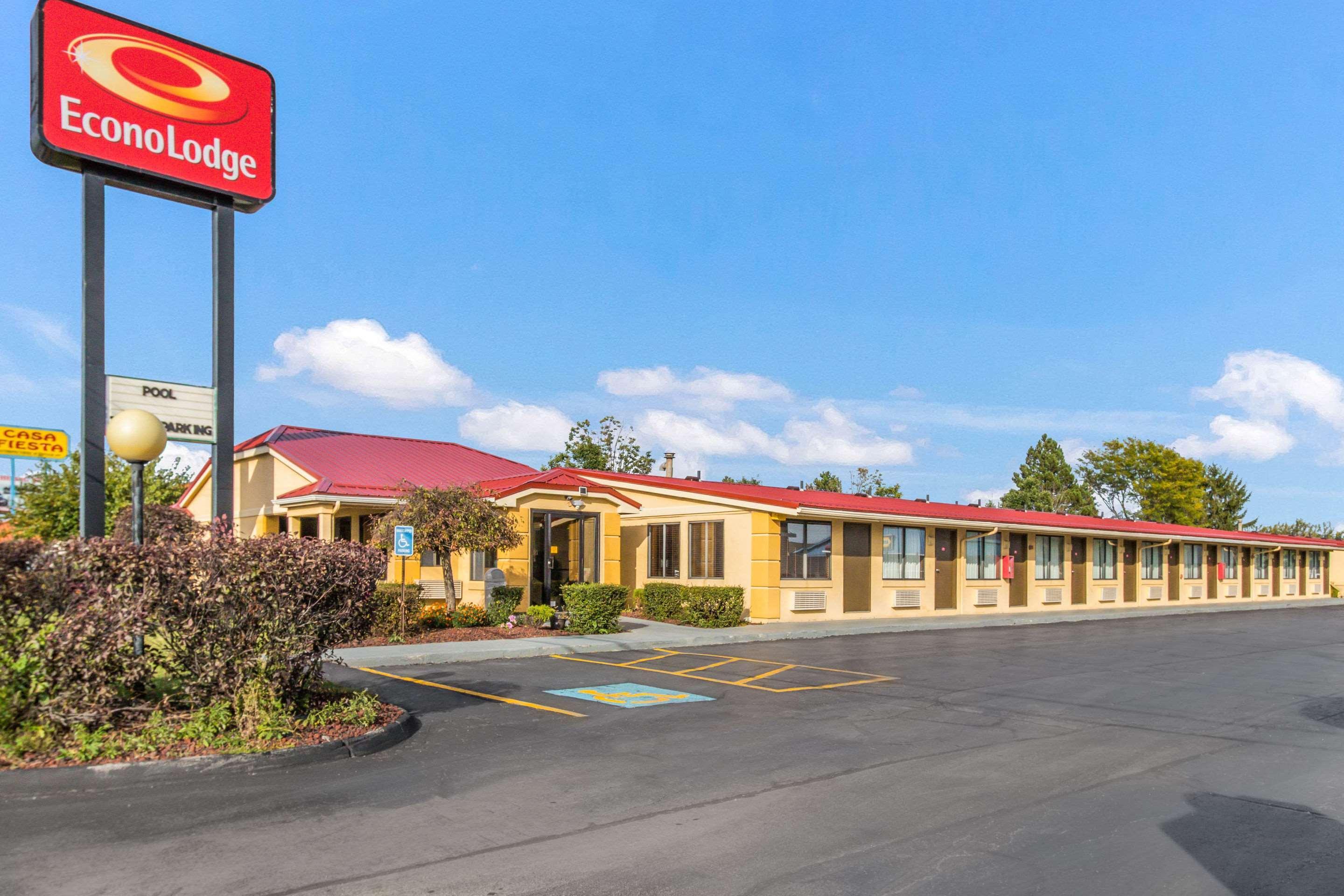 Econo Lodge Norwalk Dış mekan fotoğraf