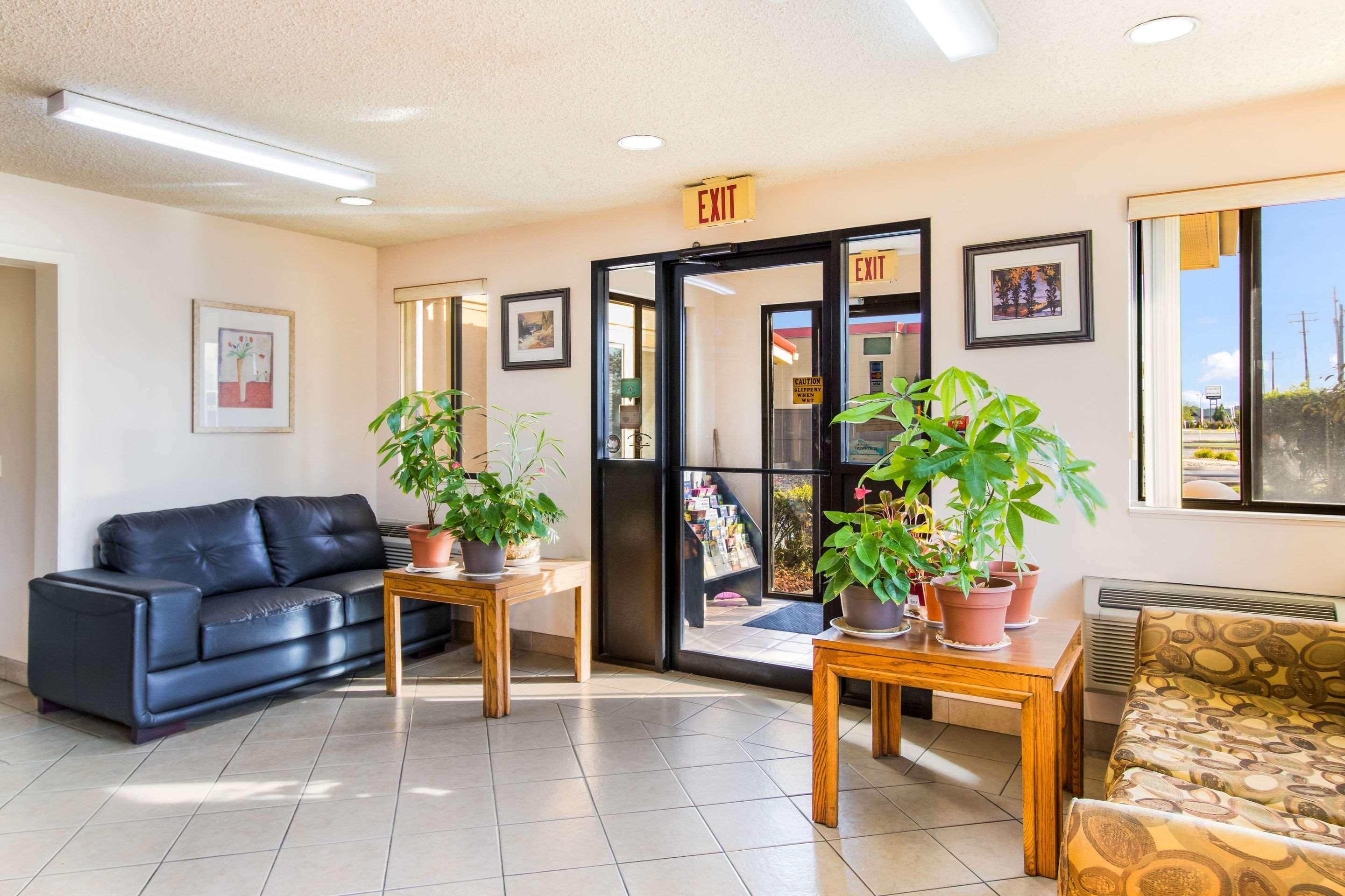 Econo Lodge Norwalk Dış mekan fotoğraf
